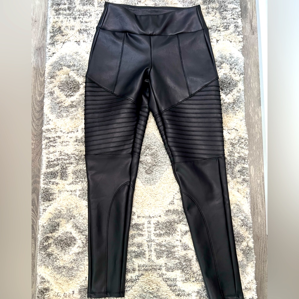 Woman’s express faux leather moto leggings